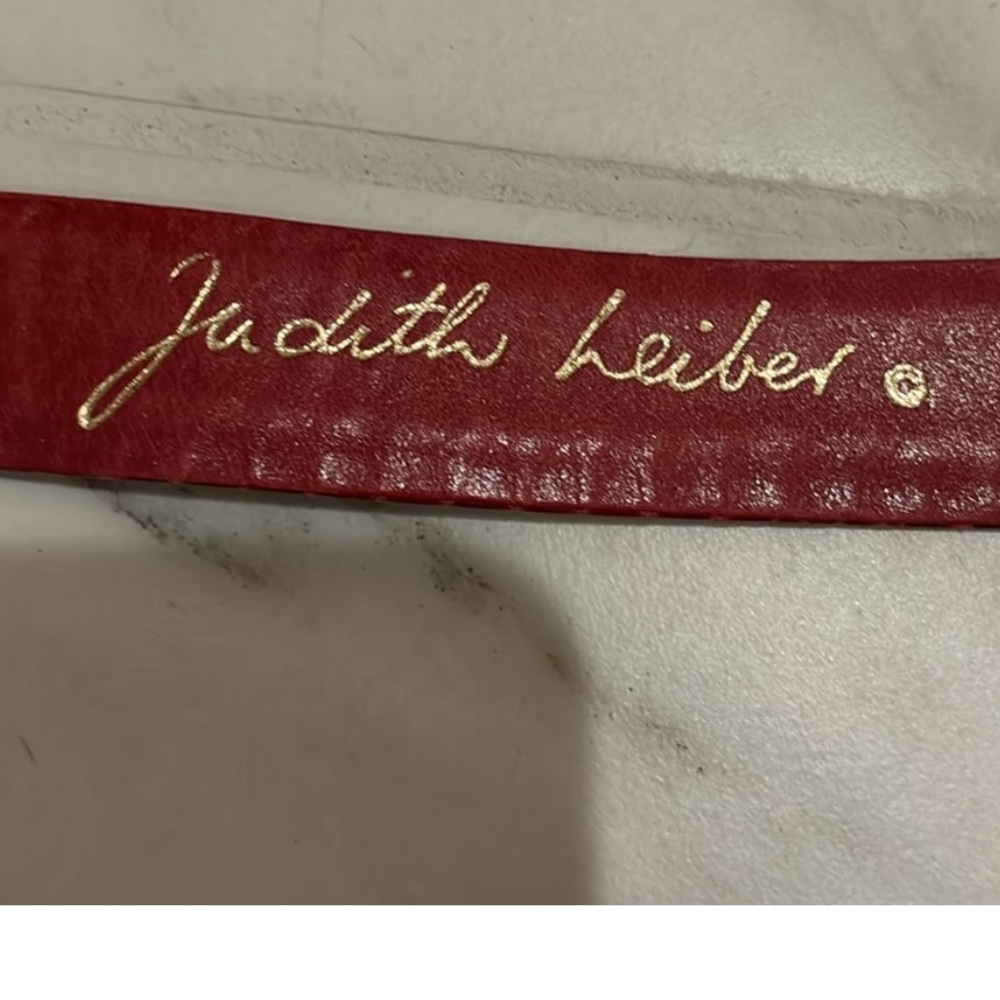 $495 JUDITH LIEBER for SAKS FIFTH AVENUE Red Snakeskin Belt with Gold Hardware - Picture 4 of 5